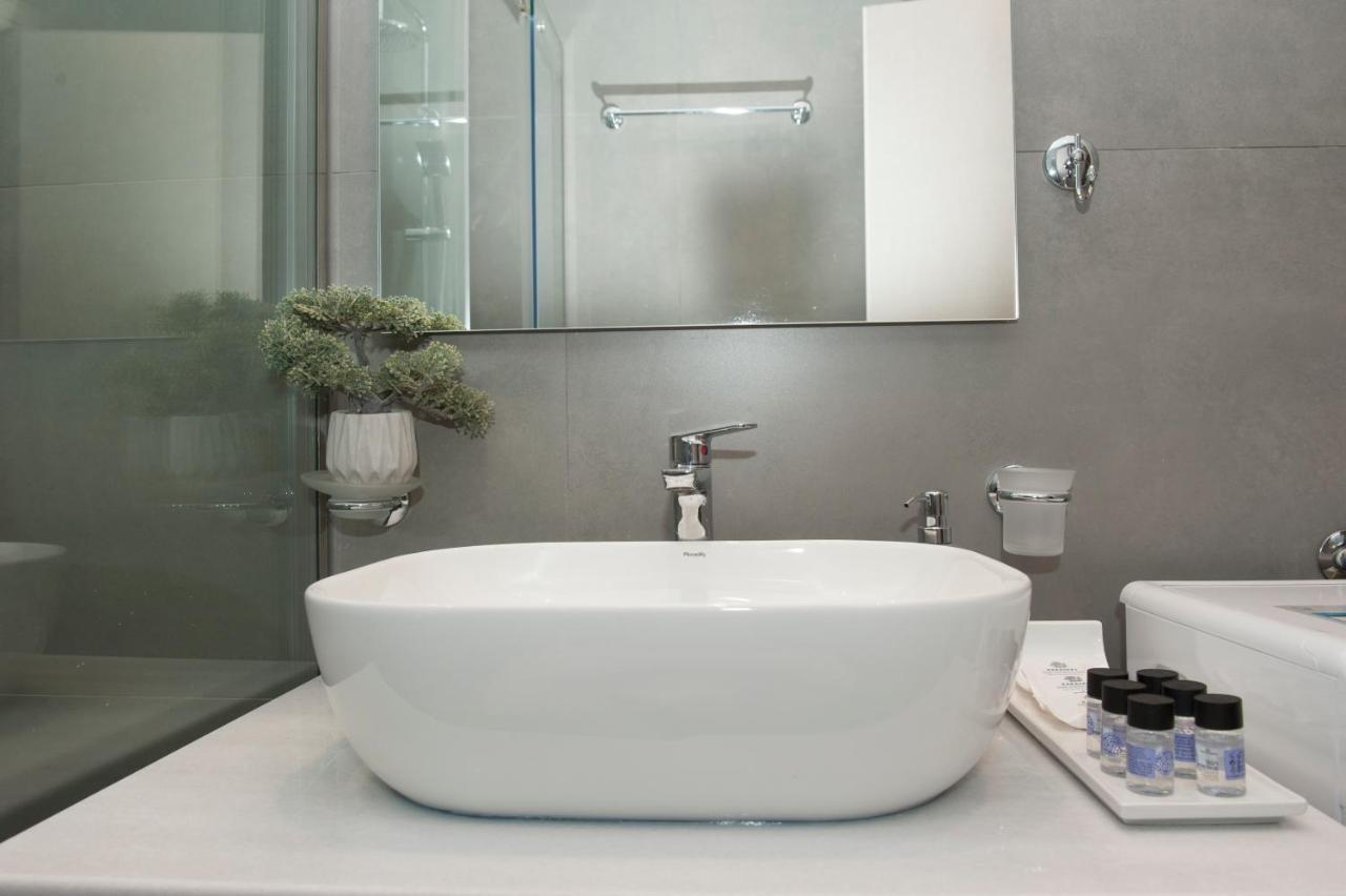 Olympia Luxury In Marousi * Athens